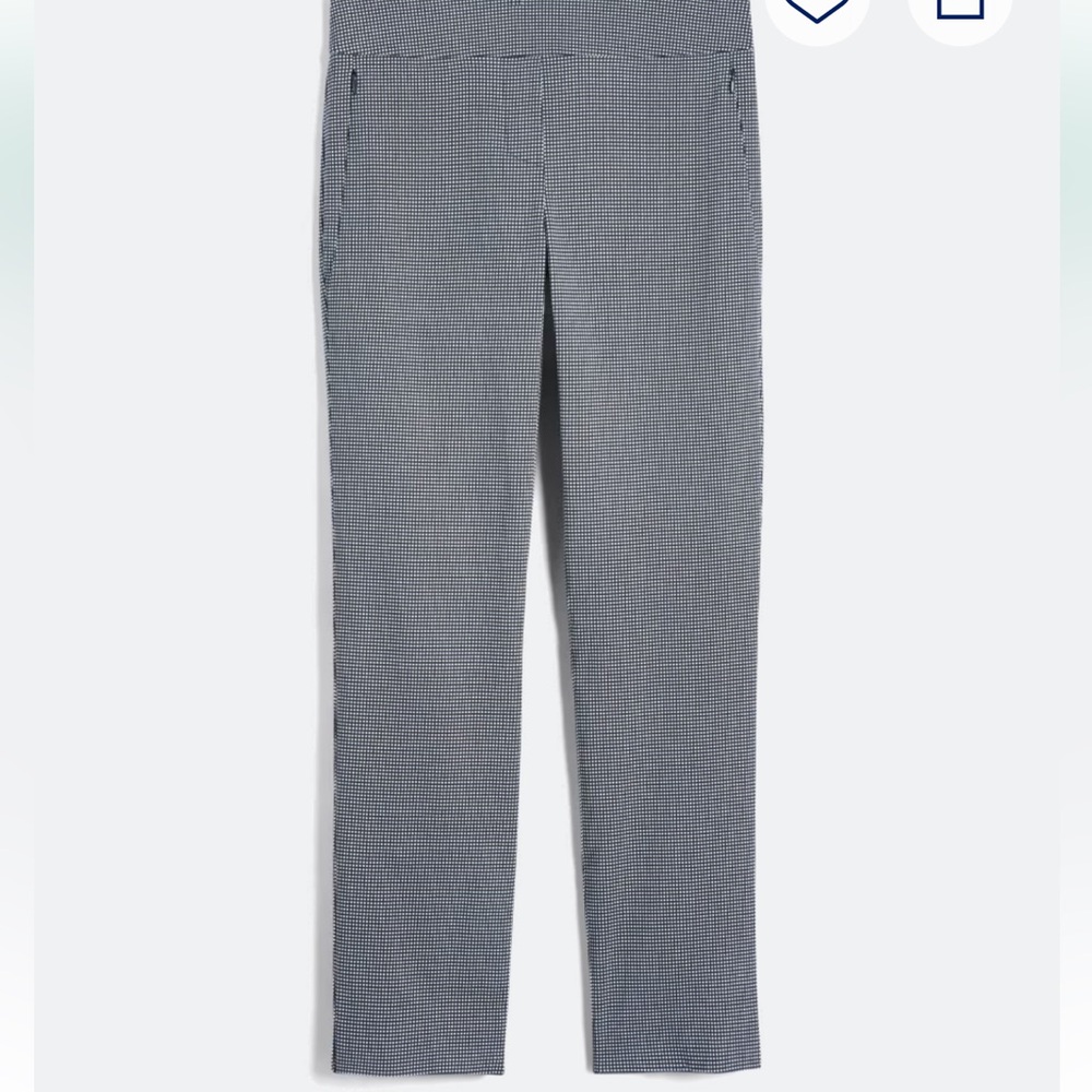Like new! Capri Blue and White Pants